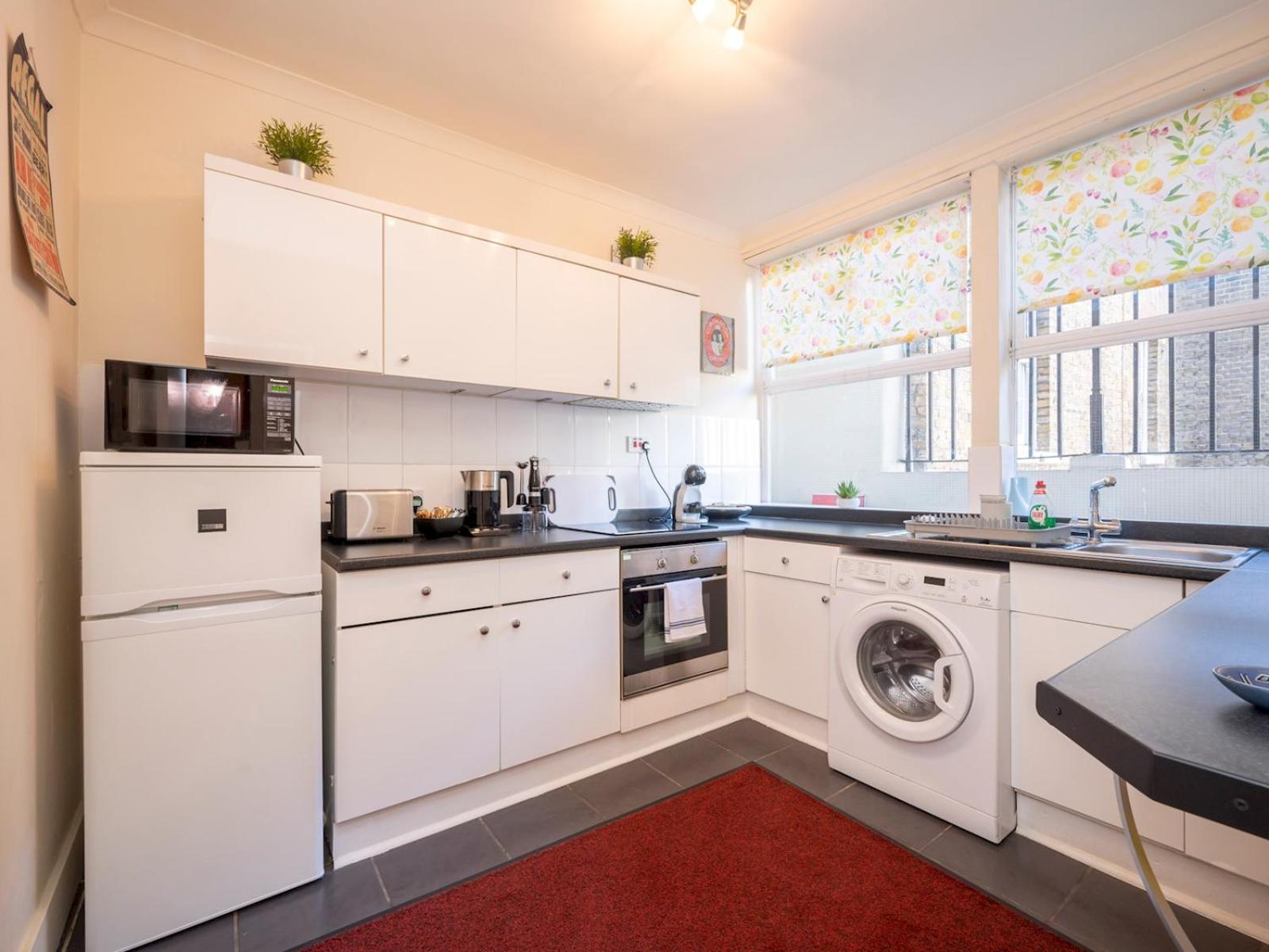 Elegant Bloomsbury Flat In Historic Pass The Keys Appartement Londen